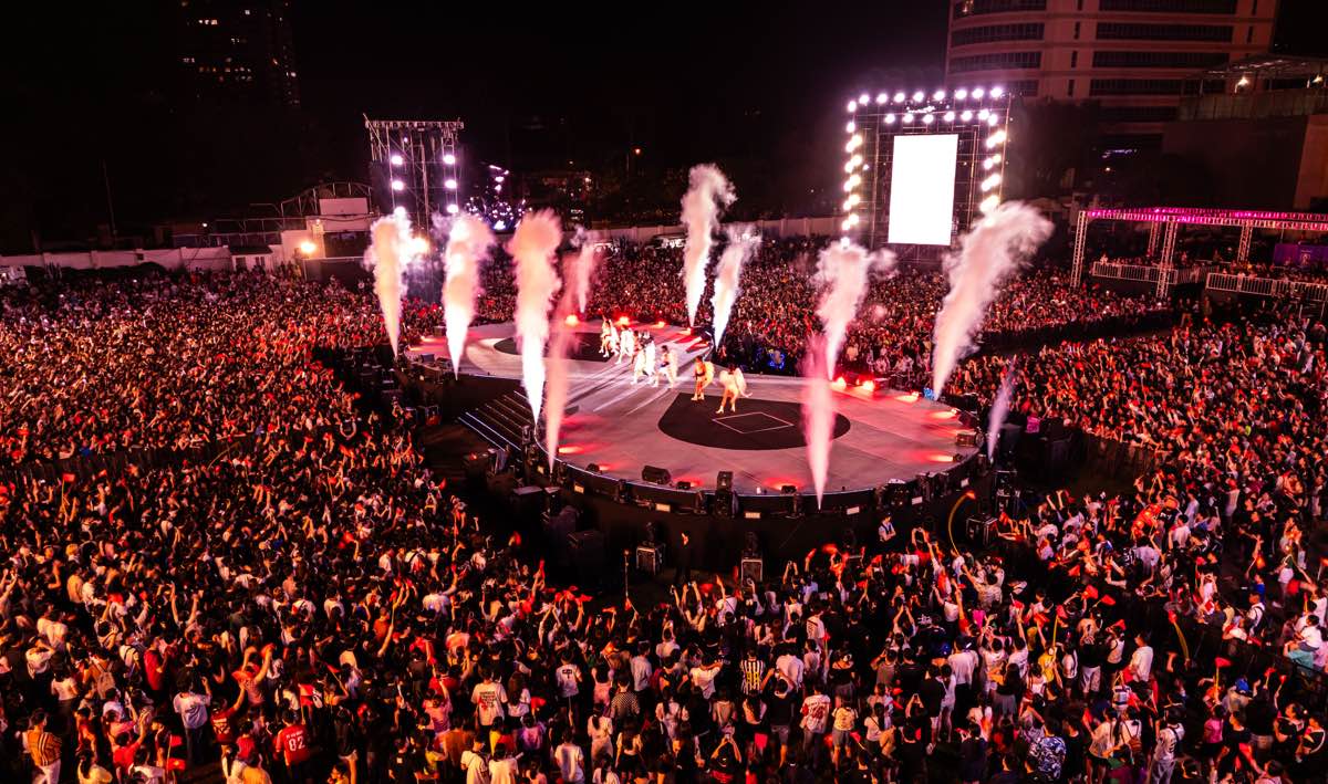 1A.820.CONG-TY-HOAN-VU-SPOTLIGHT-VIETNAM-VFEST-ALL-STARS2