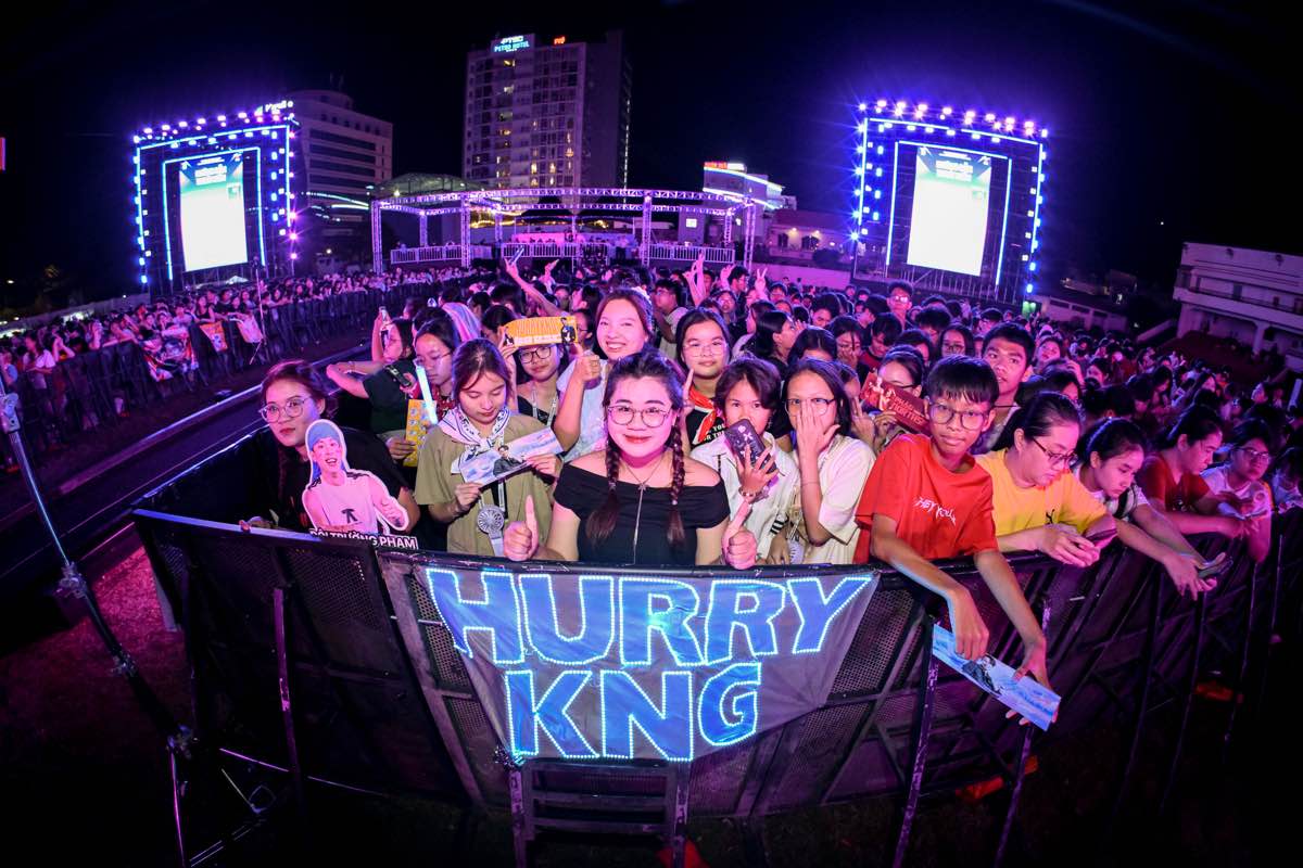 1A.820.CONG-TY-HOAN-VU-SPOTLIGHT-VIETNAM-VFEST-ALL-STARS5