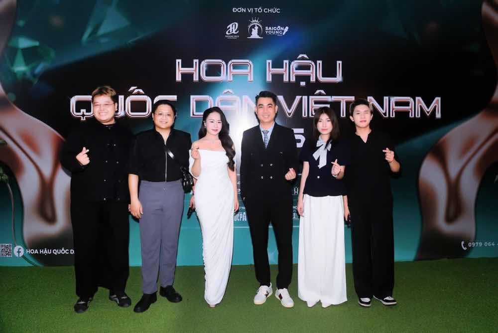 1z.368.hoa-hau-quoc-dan-viet-nam-2026-truyen-thong-spotlight-viet-nam-11
