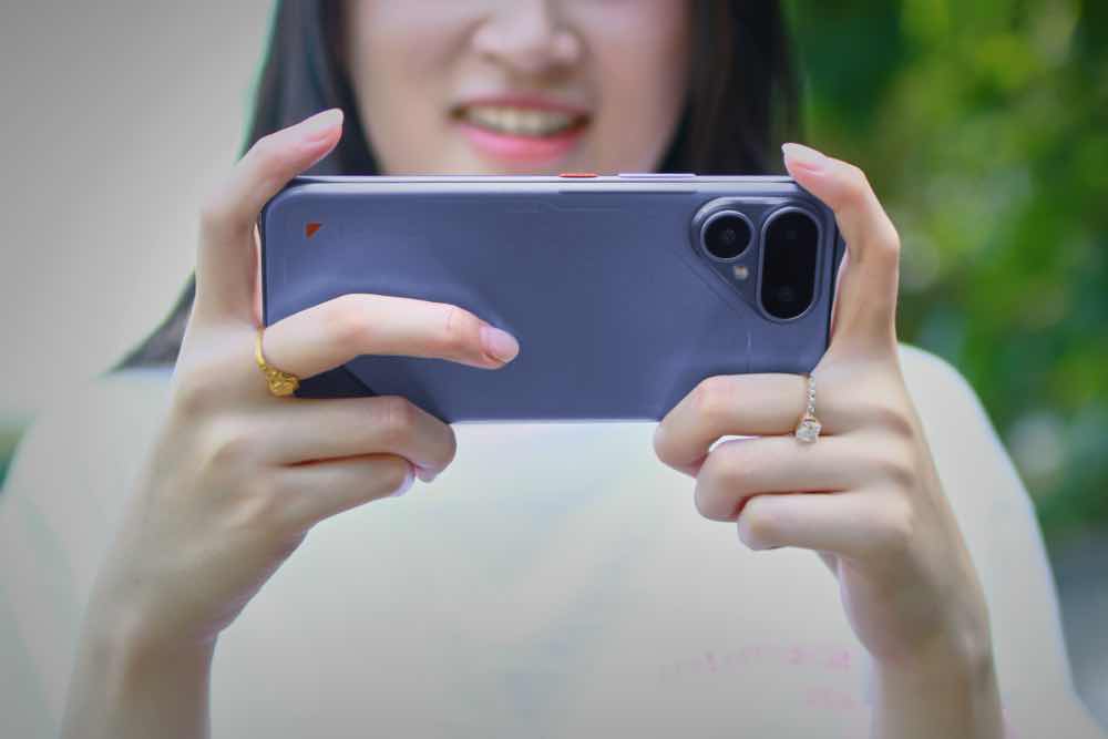 1y.840.tecno-pova-curve-2-5g-ra-mat-sspotlight.vn-truyen-thong-spotlight-viet-nam- 20