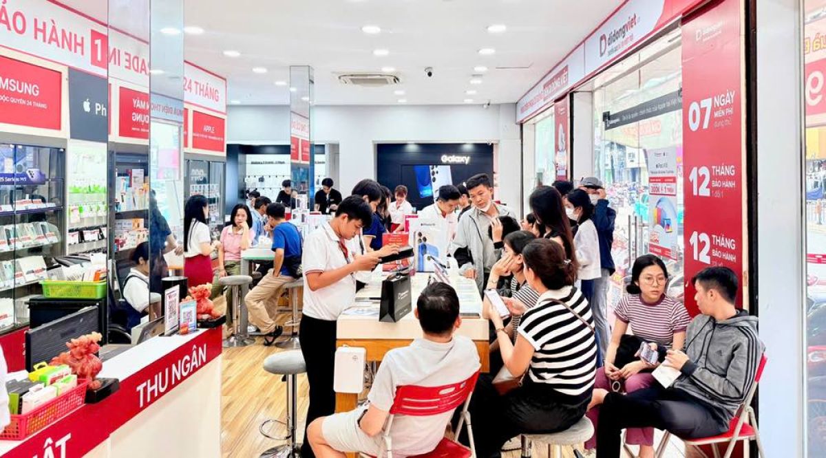 THỨ 7 BÙNG NỔ CÙNG DI ĐỘNG VIỆT: ‘THU CŨ - ĐỔI MỚI’ IPHONE TRỢ GIÁ ĐẾN 5 TRIỆU ĐỒNG, ĐỔI PHỤ KIỆN MỚI TỪ 89 NGHÌN ĐỒNG