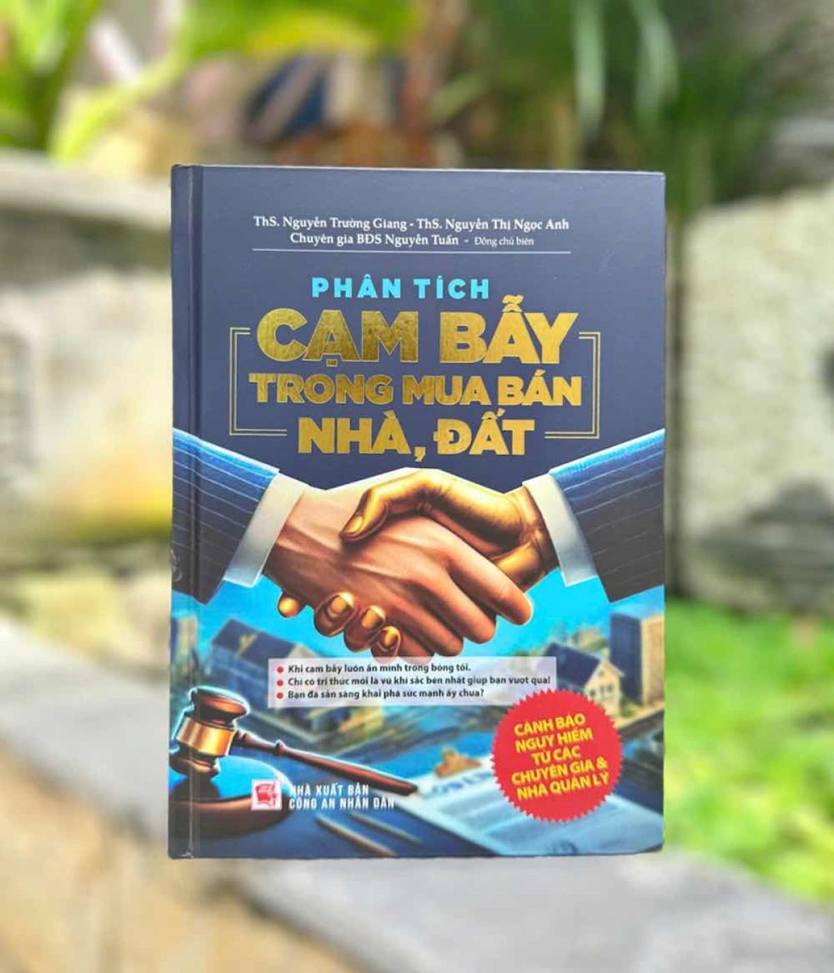 Ra mắt sách ‘’Phân tích cạm bẫy trong mua bán nhà, đất''