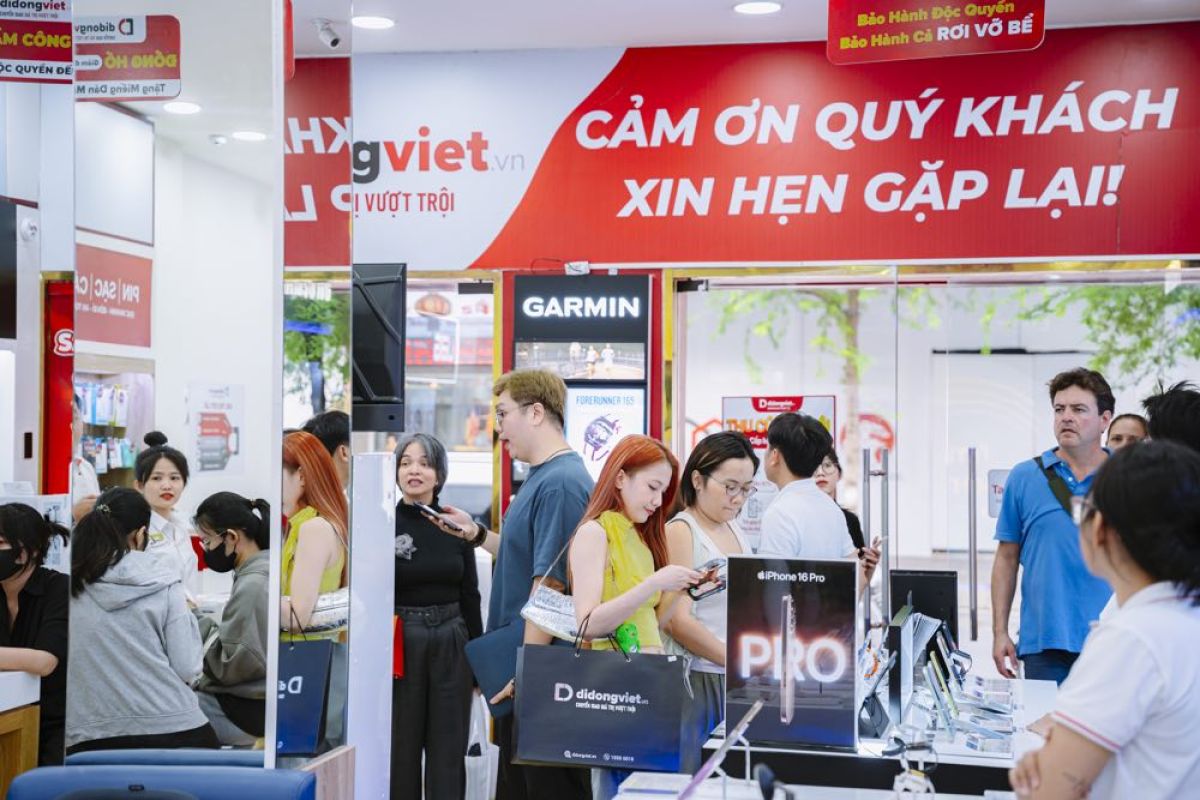 Nhanh tay “đặt gạch” siêu phẩm mới của Samsung cùng Di Động Việt